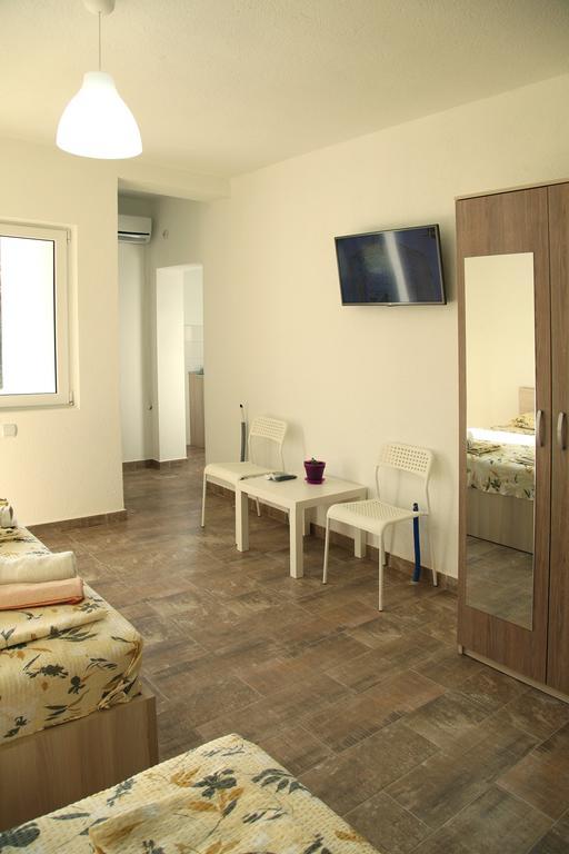 Apartmani Alex Beach Dojran Bilik gambar